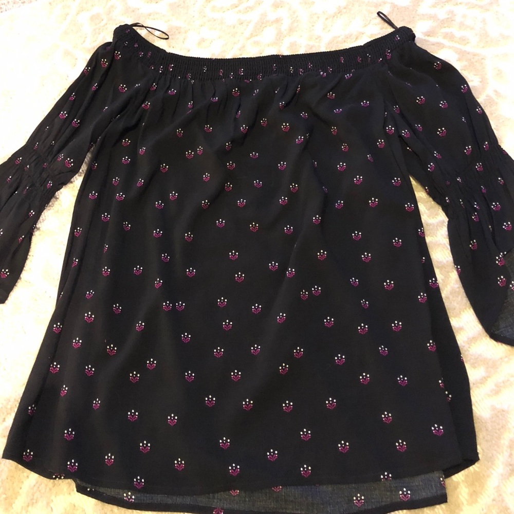 Express Off the shoulder top